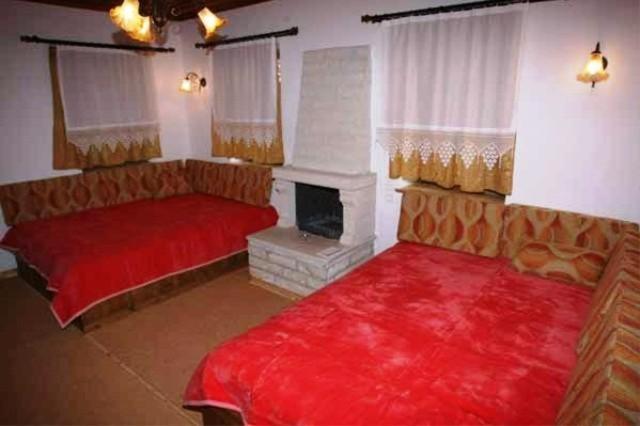 Terpsichori Guesthouse Kapesovo Екстер'єр фото
