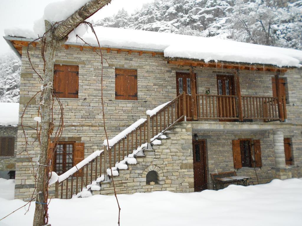 Terpsichori Guesthouse Kapesovo Екстер'єр фото